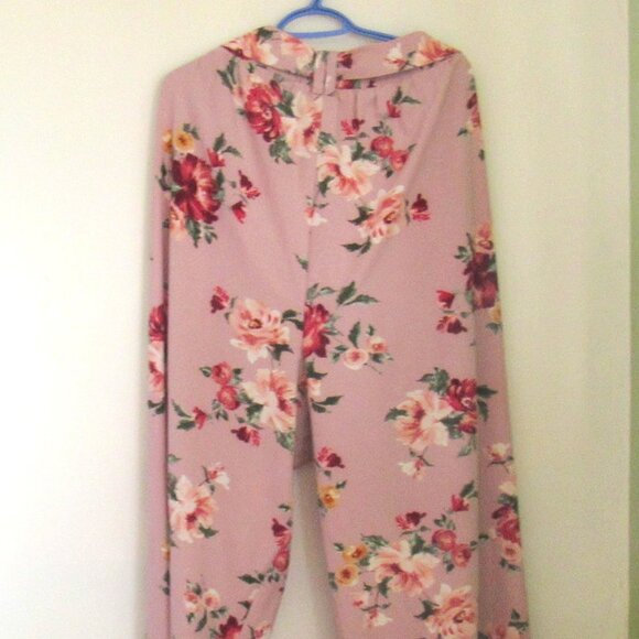 Torrid Pink Flowered Waist Tie Soft, Flowing Pants, Size 3X, 22-24, NWT     K220 - Picture 2 of 9